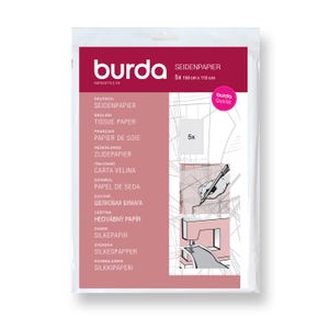 Könnte beinhalten: Eine Packung Burda Seidenpapier mit fünf Bögen in der Größe 150 cm mal 110 cm. Die Verpackung ist weiß und dunkelrosa gestaltet, enthält Text in mehreren Sprachen, darunter Deutsch, und zeigt Illustrationen einer Hand beim Schnittmusterzeichnen sowie eine Nähmaschine.