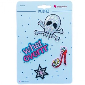 Conjunto de patches «Whateverr» com caveiras – 4 unidades