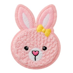 Coelhinho de peluche com patch
