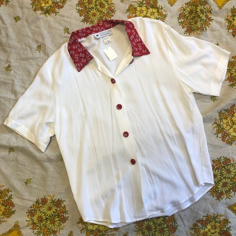 80s Blouse with Red Floral Collar