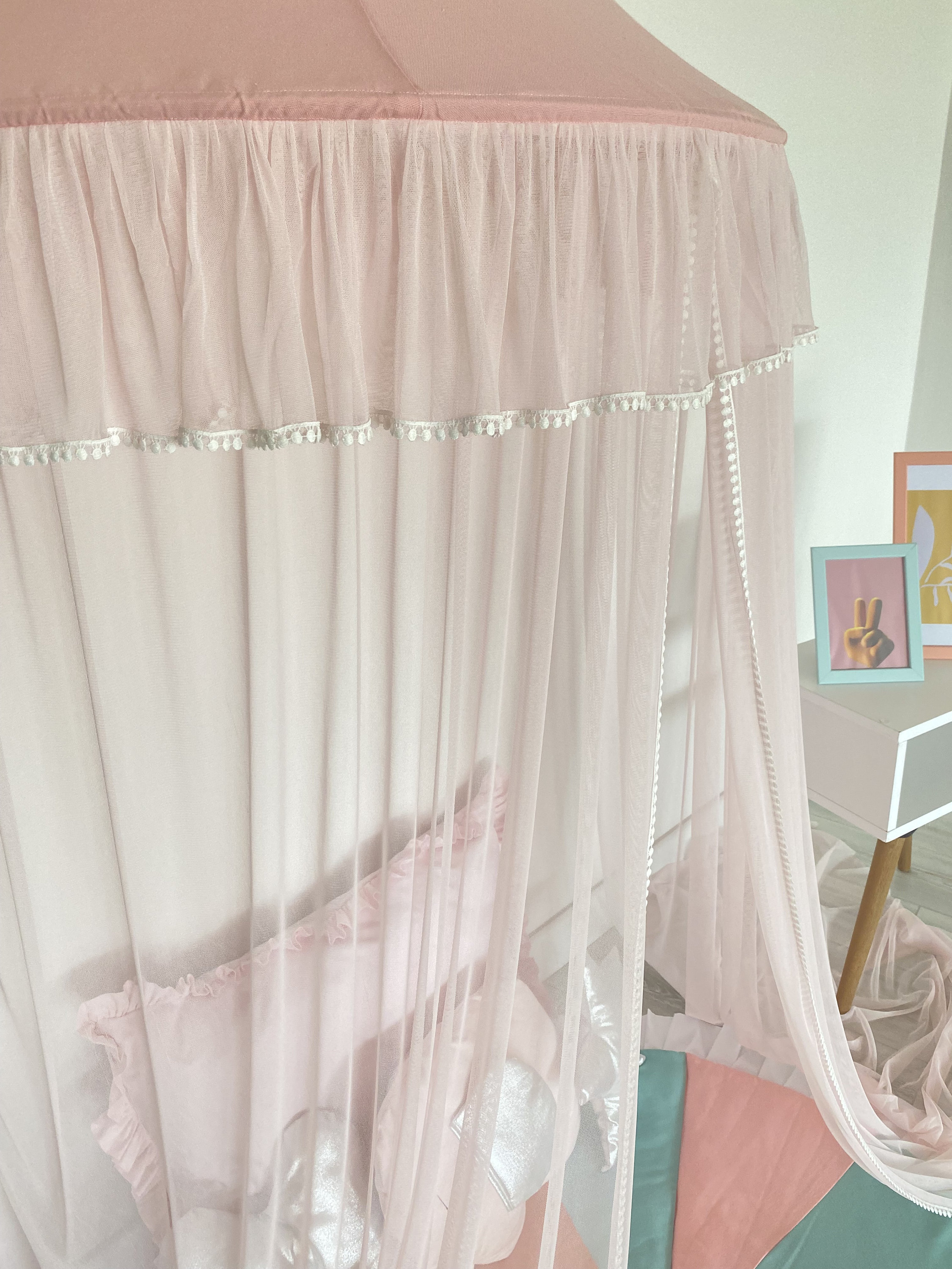 Baldaquin De Lit De Princesse avec Pompon en Mousseline De Soie