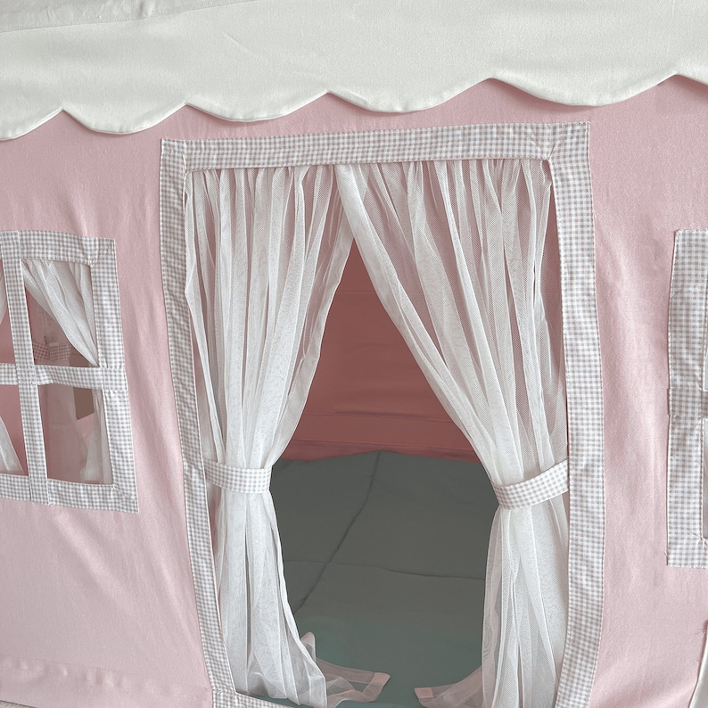 Tenda da gioco con tappetino, casetta da gioco per bambini con finestre facili da lavare, tenda da gioco per bambini per interni ed esterni per ragazze immagine 9