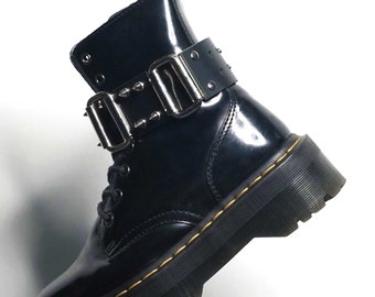 goth cowboy boots