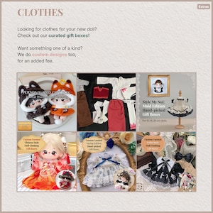 Op de afbeelding: Een collage van poppenkleding en accessoires. Bevat outfits met hoeden, jurken en traditionele Chinese kledingstijlen. Tekst bevat "CLOTHES", "PERSONALIZED GIFT BOX" en "Style My Nui: Maid Edition Hand-picked Gift Boxes".