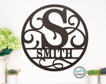 Personalized Metal Monogram Name Sign - Custom Family Name Sign - Photo Gallery Wall Decor - Front Door Hanger - Round Monogram Name Sign