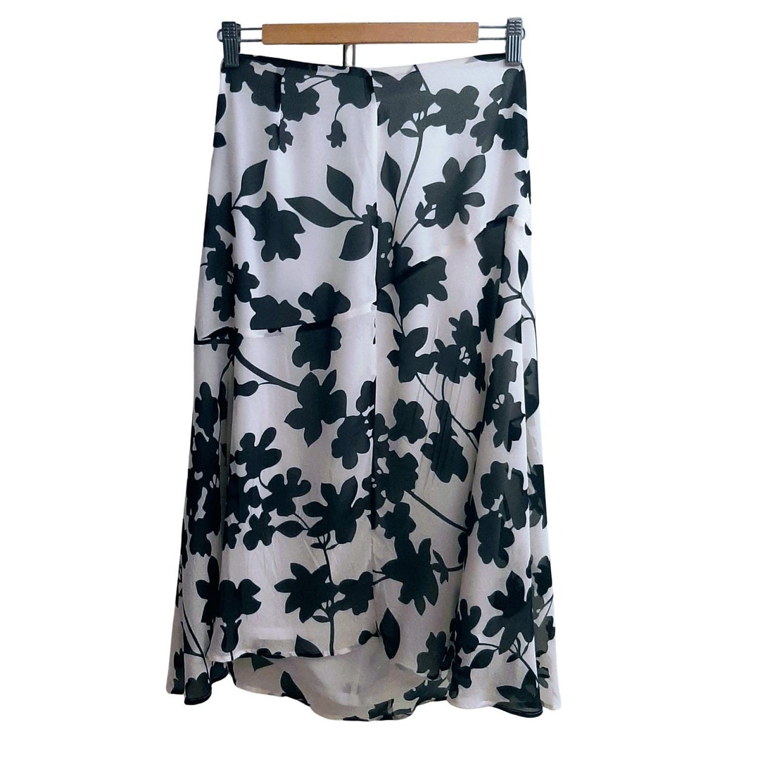 Jupe ESCADA En Dentelle Blanc Lavande - Doublure Soie 100% - Taille 42/10 US - Neuve Avec Étiquettes