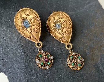 Vintage Signed Venue Decorative Gold Drop Earrings