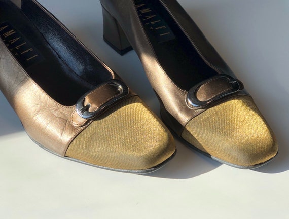 Vintage Amalfi Metallic Gold Leather Pumps, Size … - image 8