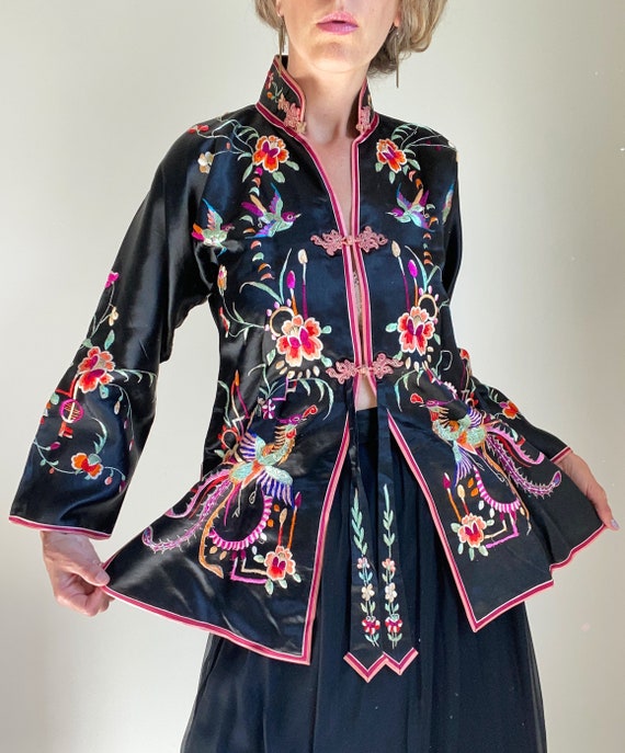 Rare Antique 1920s 1930s Chinese Silk Hand Embroid