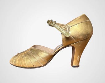 Vintage 1950s Gold Leather Heels, Size 8.5