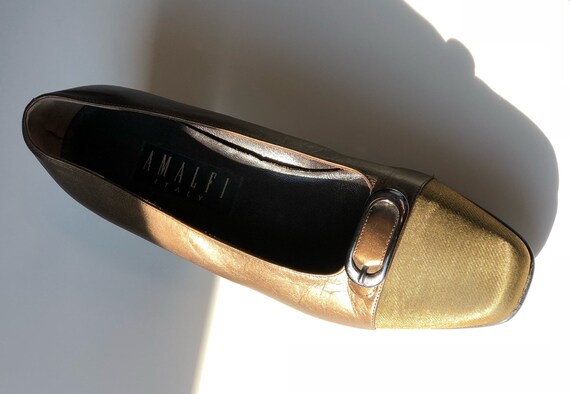 Vintage Amalfi Metallic Gold Leather Pumps, Size … - image 3