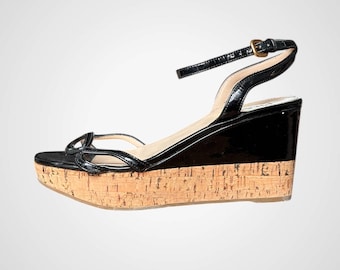 Sandales compensées Prada en cuir verni et liège, pointure 8