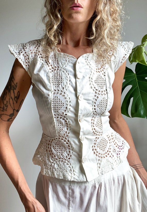 Antique Edwardian 1910s Eyelet Lace Cotton Blouse