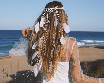 White feather headband Boho Bohemian wedding headband Festive Feather headpiece Native headband Bohemian Indian headband Bridal headpiece