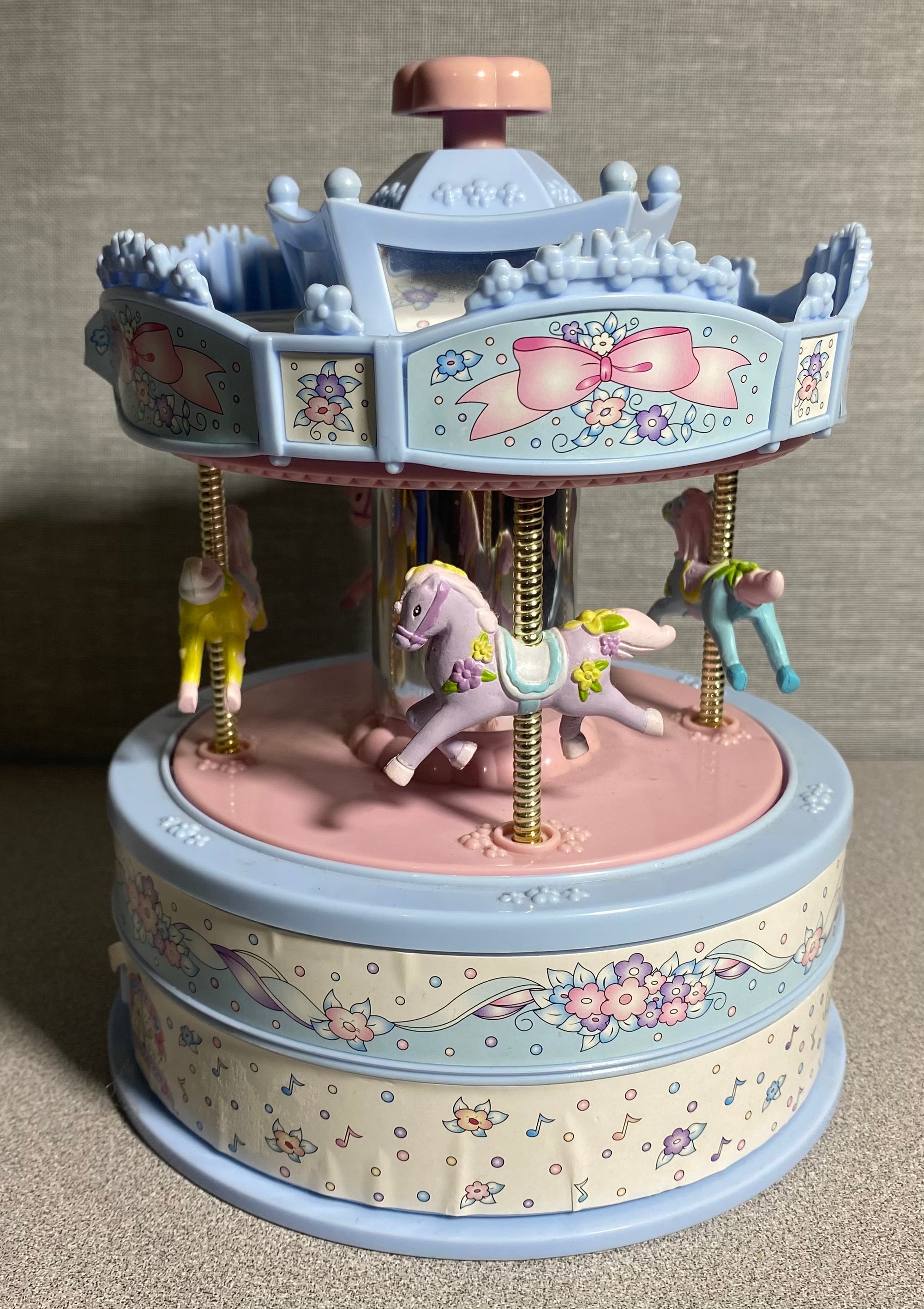 Vintage 1999 Moose Mountain Carousel Musical Jewelry Box - Plays