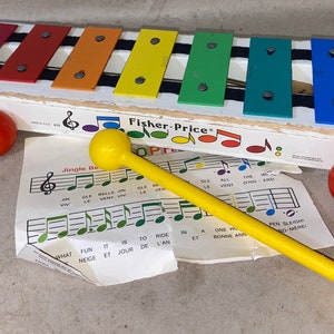Vintage 1964 Fisher Price Pull A Tune Wooden Xylophone #870 & Songbook