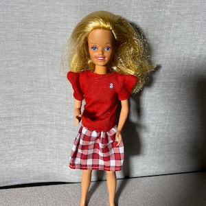 Vintage 1984 Mattel Hot Stuff Skipper Doll & So Active Outfit #2234