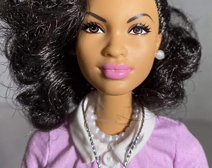 Barbie Inspiring Women – Katherine Johnson – 2017, Occasion, Poupée Unique