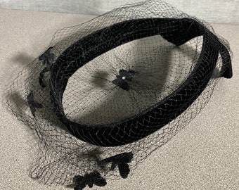 Vintage Black Velvet Ring Fascinator Hat With Butterfly  display picture 2