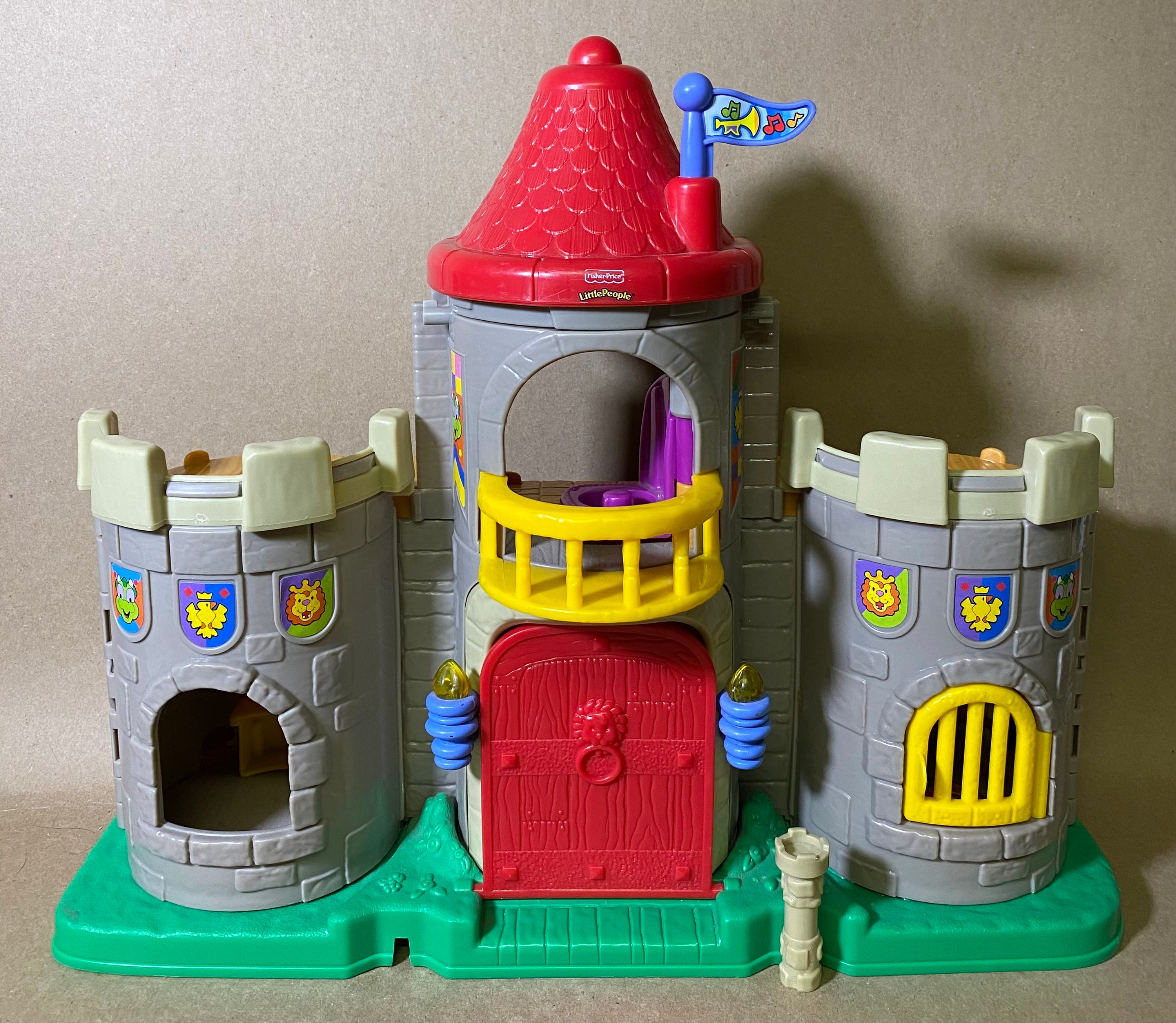 Vintage 2003 Fisher Price Little People Lil Kingdom Castle Lights & Sound 