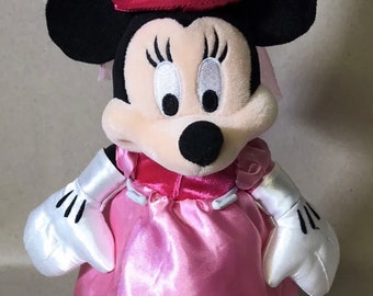 Disney Parks Minnie Mouse Princess 14” Plush EUC!!