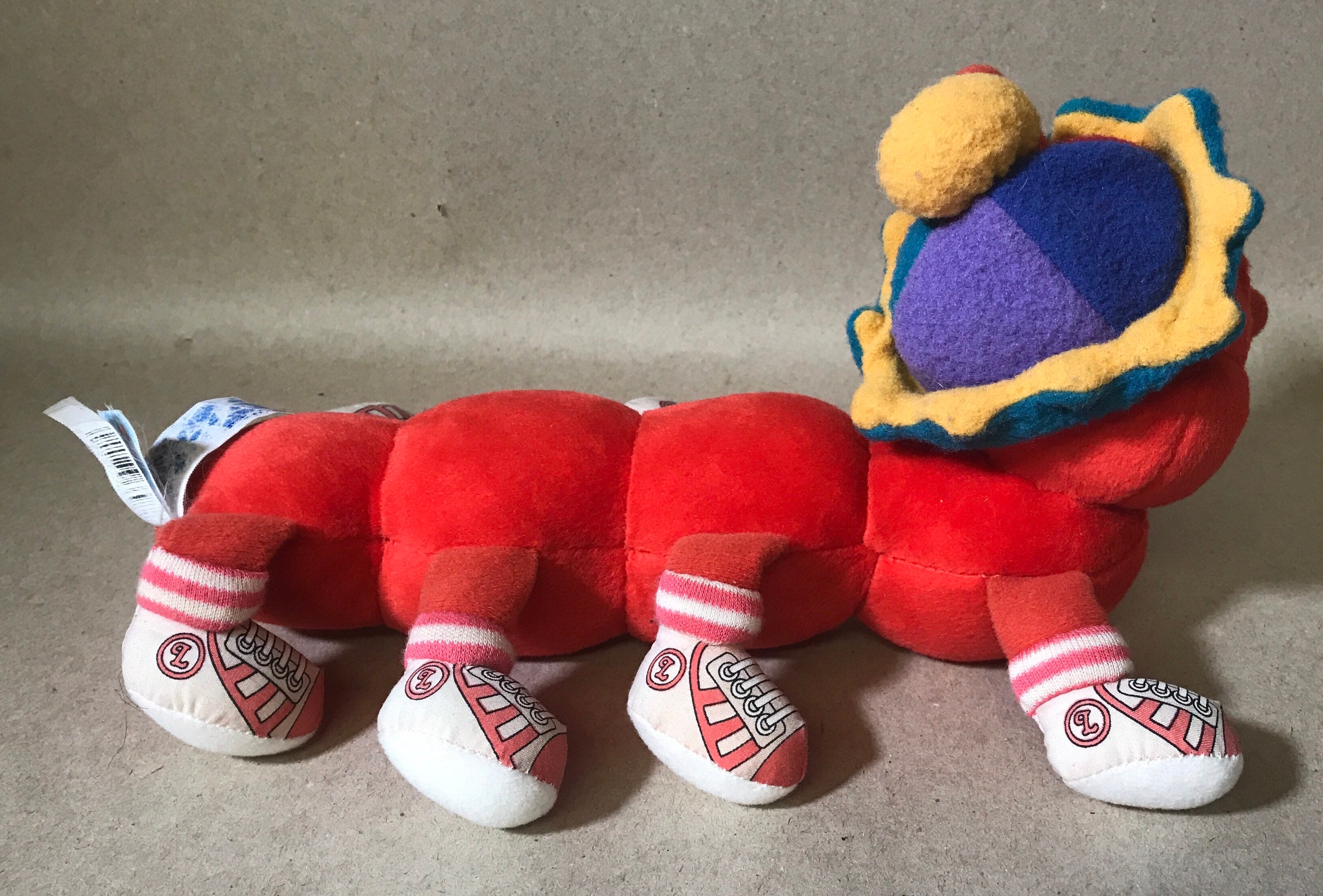 1984 vntage commonwealth lots a lots a leggggs caterpllar – Artoft