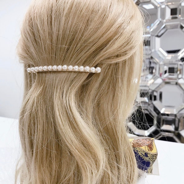 Dainty Pearl Hair Barrette, Gold Pearl Hair Clip, Minimalist Pearl Hair Barrette, Bridal Hair Clip,Classic Pearl Clip,Sister Girlfriend Gift