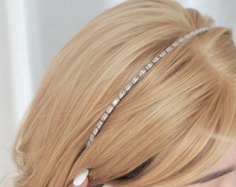 Minimalist Baguette Cubic headband, Simple CZ hair piece, Modern Silver hair band, Everyday Hair Jewelry Accessory, Gift for her