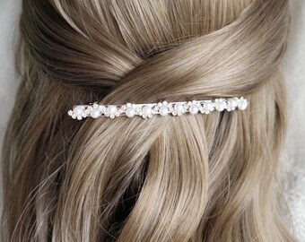 Minimalist Pearl Crystal Hair Barrette, Dainty Pearl Hair Clip, Dainty Flower Gold Silver Hair Clip, Wedding Hair Clip, Bridal Hair Clip