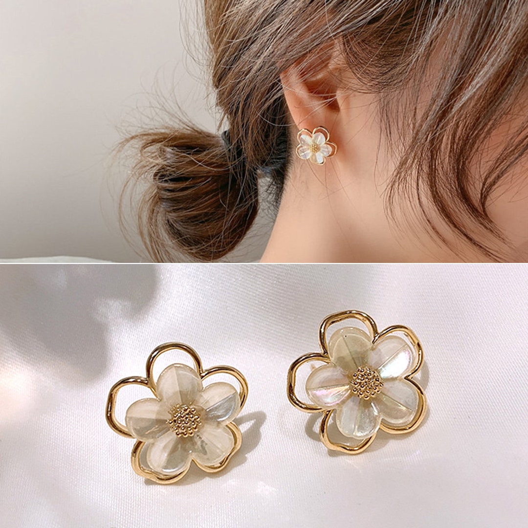 Dainty Gold Pearl Flower Stud Earrings, Small Flower Stud Earrings ...