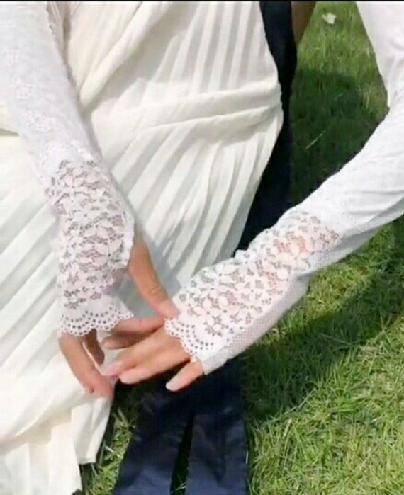 AlexKBoutique Soft Breathable Lace Long Gloves, Lace Arm Sleeves, Sheer Arm Warmers, UV Protect Sleeves, Thumb Hole Gloves, Evening Gloves, Bridal Gloves