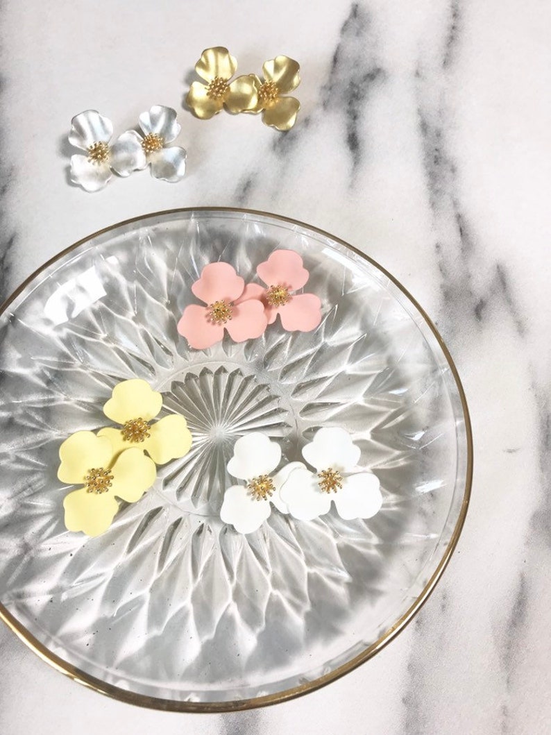 Large Stud Earrings Floral Studs Bridal Jewelry Prom Wedding Favor Statement Flower Stud Earrings Ivory Pink Yellow Gold Silver