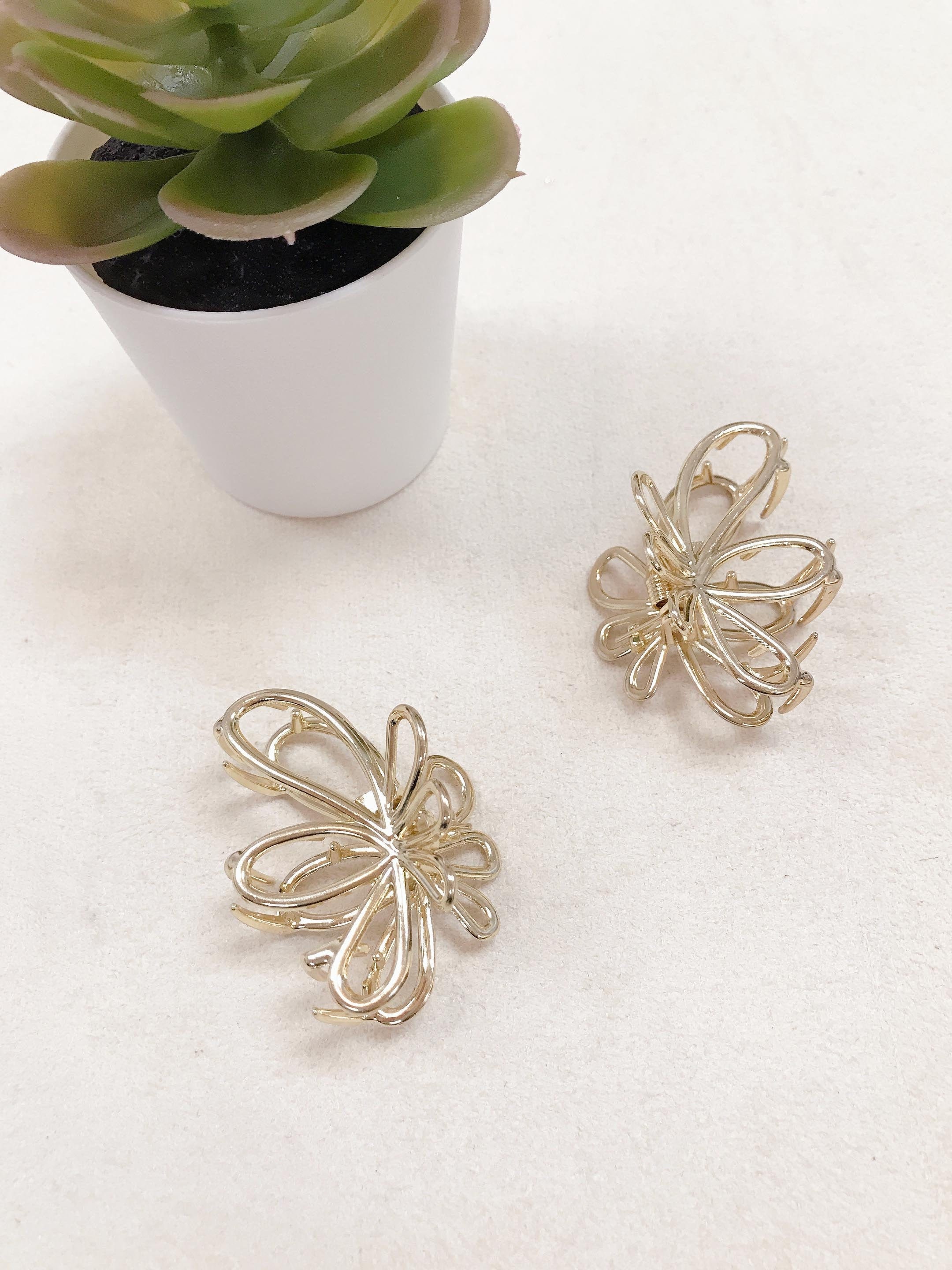 Small Butterfly Hair Claw Clip Minimalist Hair Claw Clip Etsy