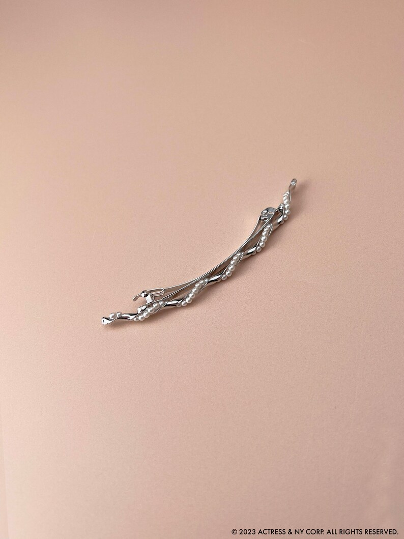 Minimalist Metal Hair Barrette, Crescent Metal Bar Clip, Dainty Gold Daily Hair Pin, Hair Clip for Thin Hair, Sisters and Girlfriends Gift image 10