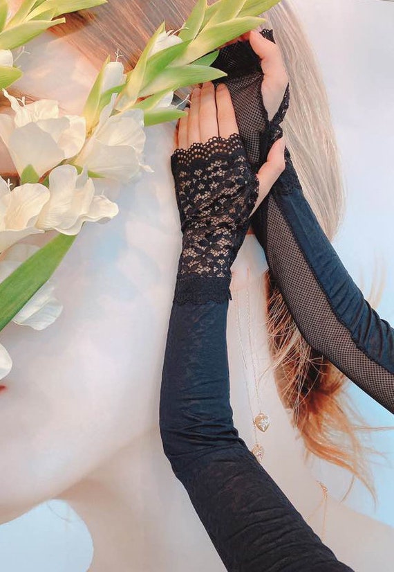 Black lace arm clearance sleeves