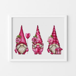 Patrón de punto de cruz Gnome (PDF): Trío de gnomos de San Valentín con corazones, flores y regalo. Precioso gráfico de bordado "Love", descarga instantánea.