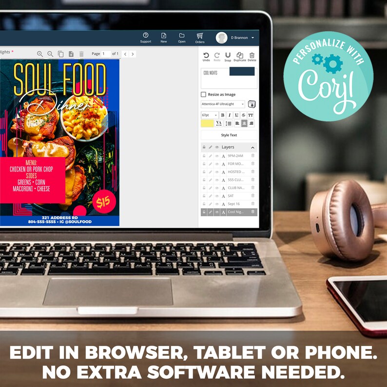Może przedstawiać: Ekran laptopa wyświetlający projekt graficzny menu restauracji serwującej kuchnię soul. Menu zawiera zdjęcie smażonego kurczaka, makaronu z serem i jarmużu. Tekst na menu brzmi "Soul Food Dinner" i "Menu: Kurczak lub kotlet wieprzowy, Dodatki: Jarmuż - Kukurydza, Makaron z serem". Tekst zawiera r&oacute;wnież adres i numer telefonu restauracji. Laptop stoi na drewnianym stole z słuchawkami i smartfonem.