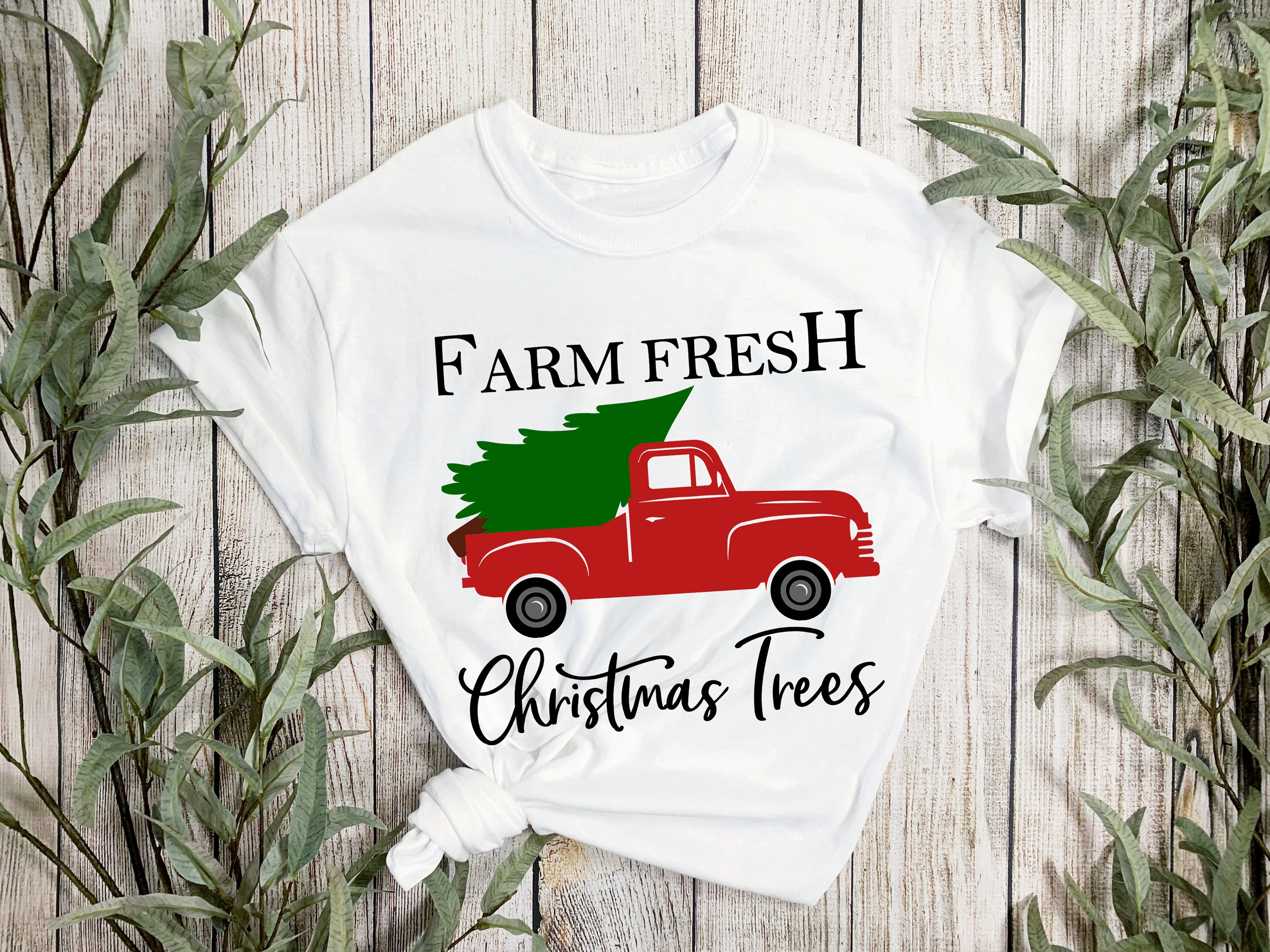 Vintage Christmas T-shirt/farm Fresh 