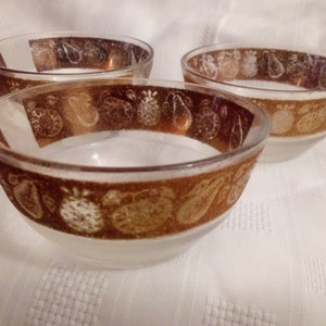 Vintage Sherbet Dessert Bowls Clear 1950&#39;s glass with Gold Trim of Fruit
