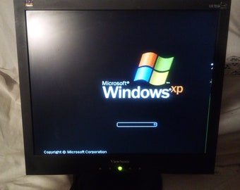 Viewsonic Computer Monitor 17" in Good Working condition VA703b