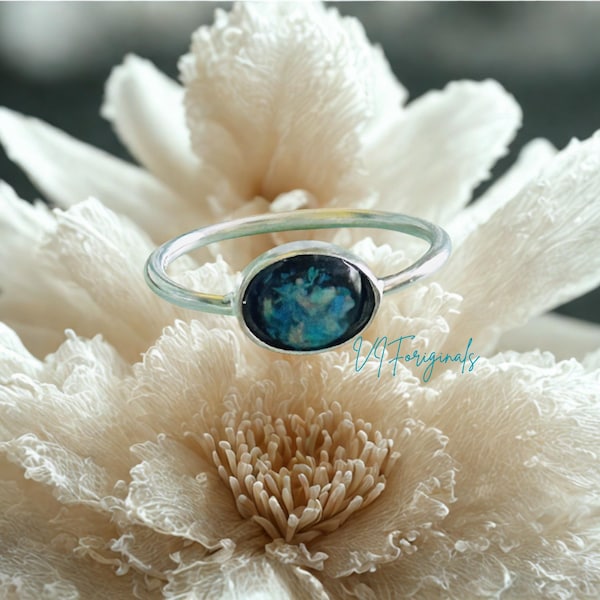 Oval sterling silver ring, Ash jewelry, Creamation Ash Heart Ring: Pet Memorial Jewelry, Memorial Keepsake Ring, Meaningful gifts