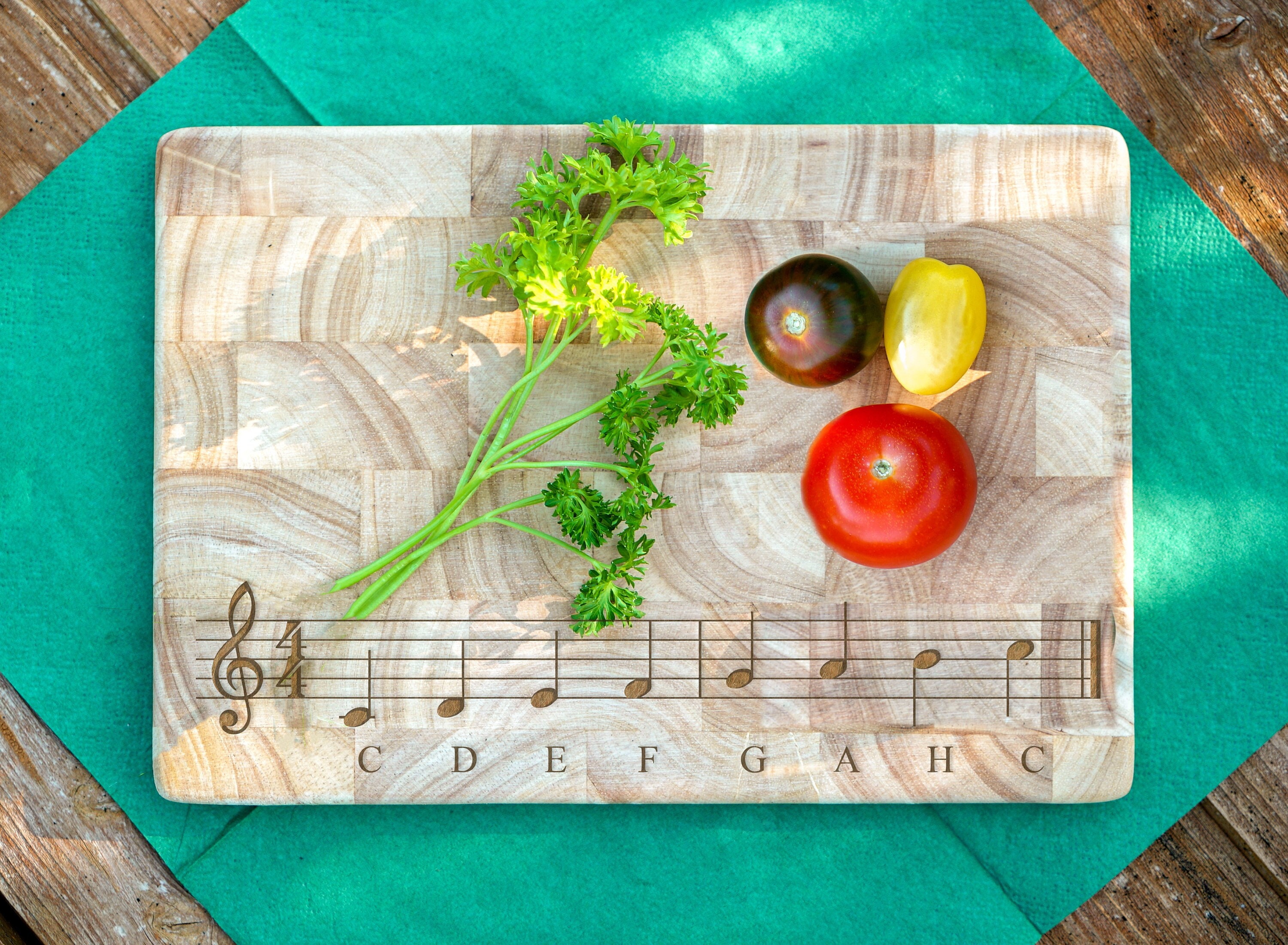 NOTES breakfast board wooden scale engraving | 26 x 18 cm rubber tree wooden board | Gift for musicians or music school