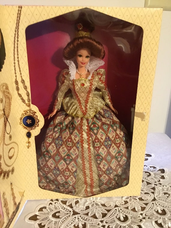 queen barbie