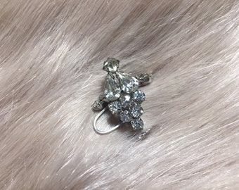 Vintage 1940’s earrings. Screw back. Costume jewelry. Rhinestones. Clip-on earrings. Glamorous accessories. Dainty accents. Understated.
