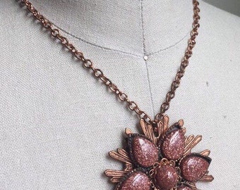 Art Deco Inspired Necklace. Vintage style. Gifts under 20. Costume jewelry collector. Copper colored accents. Star burst accessories.