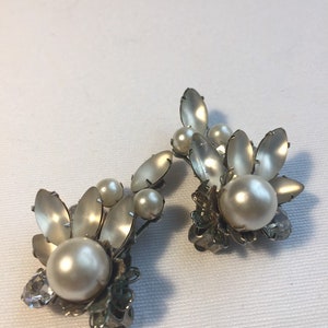 Vintage Pearl and Jewel Earrings. Vintage earrings. Costume jewelry. Vintage collector. Clip on earrings. Gifts under 20. Vintage jewelry.