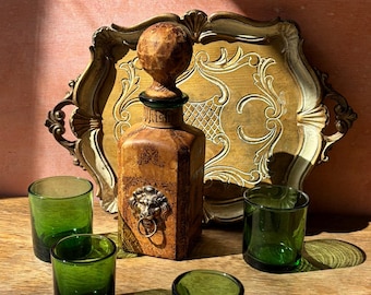Florentine leather-wrapped Empoli Whiskey decanter and four 1930s 'Taddei' emerald tumblers set, with tray