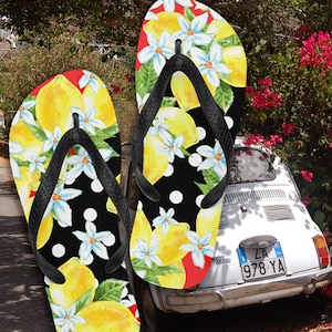 Italy Flip Flops LEMONS and POLKADOTS black, Italy lemons, Amalfi lemons, Capri lemons, Italy travel, Italy beach, Italy lovers, Italy vacay