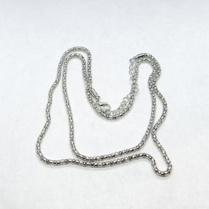 1 (30" long w/ 3" Extender) Silver Tone Iron Popcorn Chain Necklaces   (c103)