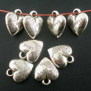 Antique Silver Acrylic Valentine Love Heart Pendants (B55o)